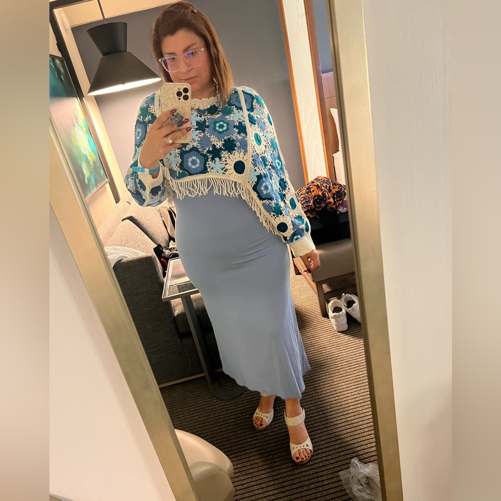 Missmonicafinds is LIVE! LIKE THIS LISTING ❤️ - Picture 10 of 11